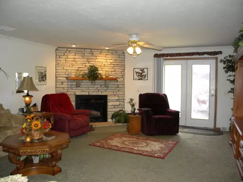 8138 Desutter Rd, Manito, IL 61546 photo 14