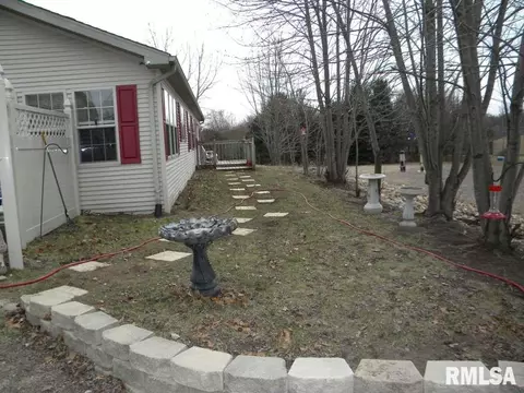 8138 Desutter Rd, Manito, IL 61546 photo 32