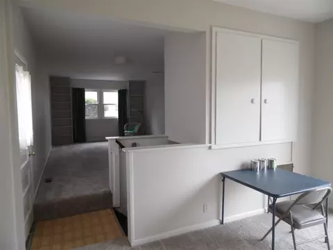 922 Memorial Dr, Macomb, IL 61455 photo 13