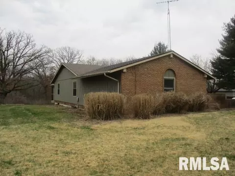 30 Prairie Rd, Macomb, IL 61455 photo 4