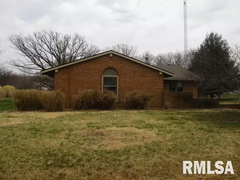 30 Prairie Rd, Macomb, IL 61455 photo 3
