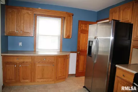 608 E Pasadena, Peoria, IL 61603 photo 7