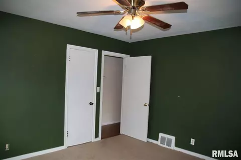 608 E Pasadena, Peoria, IL 61603 photo 16