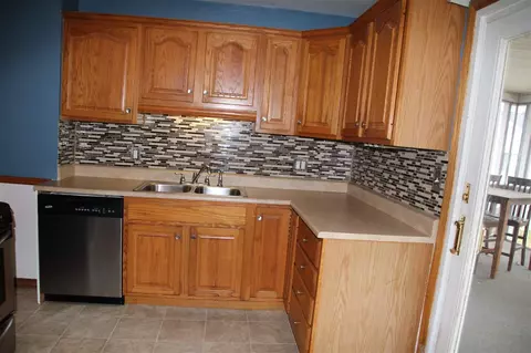 608 E Pasadena, Peoria, IL 61603 photo 9