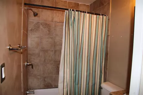 608 E Pasadena, Peoria, IL 61603 photo 19