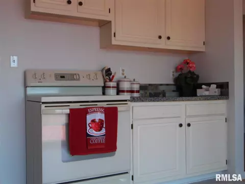10125 W Guinivere, Mapleton, IL 61547 photo 9