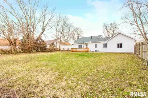 744 E Kay St, Morton, IL 61550 photo 3