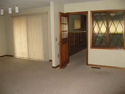 711 E Franklin St, Macomb, IL 61455 photo 5