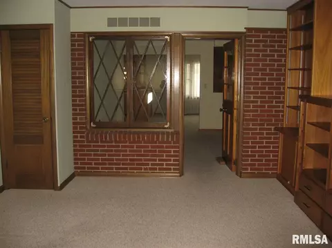 711 E Franklin St, Macomb, IL 61455 photo 13