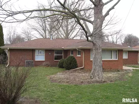711 E Franklin St, Macomb, IL 61455 photo 24