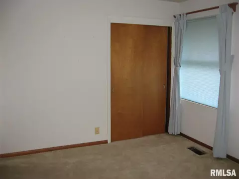 711 E Franklin St, Macomb, IL 61455 photo 18