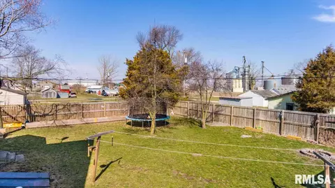 1196 Clark St, Lowpoint, IL 61545 photo 9