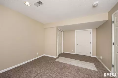 11007 N Mosscliff Ct, Dunlap, IL 61525 photo 34