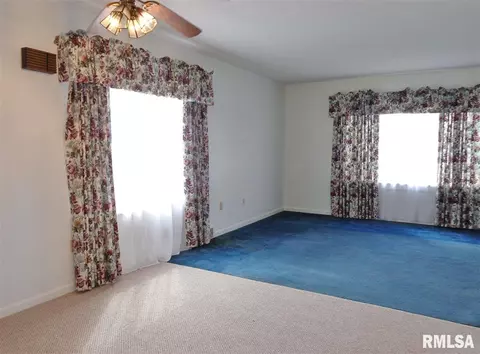212 N 6th St, Dunlap, IL 61525 photo 15