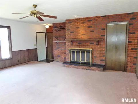 212 N 6th St, Dunlap, IL 61525 photo 10