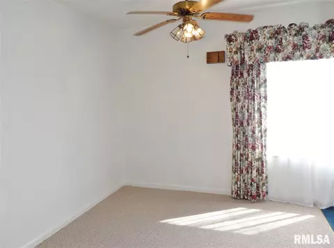 212 N 6th St, Dunlap, IL 61525 photo 14