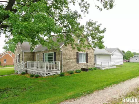 212 N 6th St, Dunlap, IL 61525 photo 4