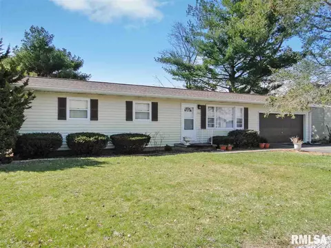 161 Harmony Ln, Macomb, IL 61455 photo 1