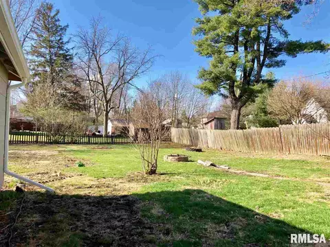 323 E Jefferson St, Macomb, IL 61455 photo 16
