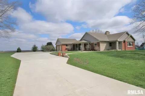 102 W Robinson, Goodfield, IL 61742 photo 6