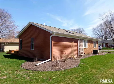 127 Jay Ave, Morton, IL 61550 photo 8