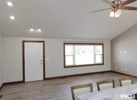 127 Jay Ave, Morton, IL 61550 photo 16