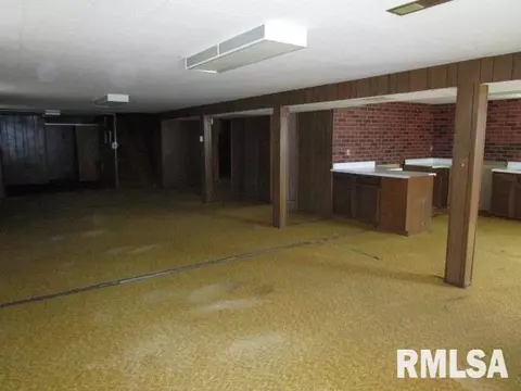 6225 S Cameron Ln, Mapleton, IL 61547 photo 13