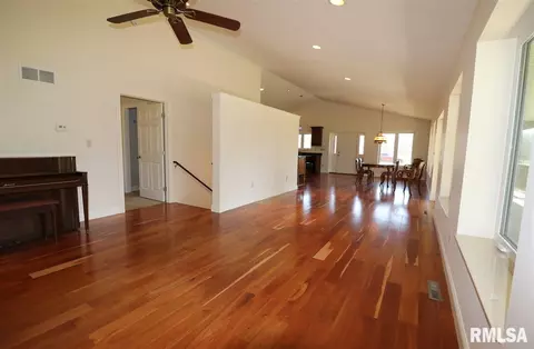 6005 N Kickapoo Edwards Rd, Edwards, IL 61528 photo 12
