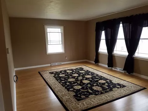 227 Jana Rd, Macomb, IL 61455 photo 4