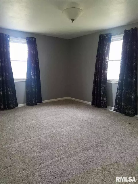 227 Jana Rd, Macomb, IL 61455 photo 14