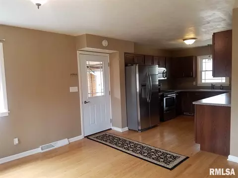227 Jana Rd, Macomb, IL 61455 photo 6