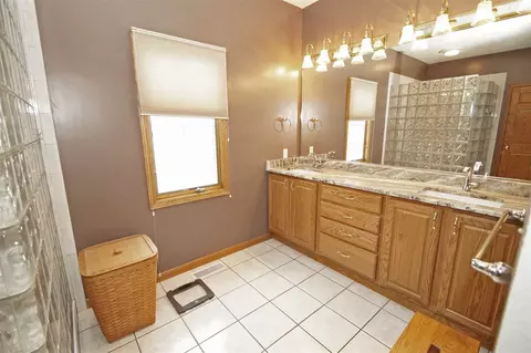 230 W Hillbrook Ct, Dunlap, IL 61525 photo 14
