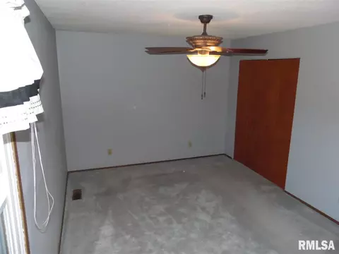 9228 S Jt Ct, Mapleton, IL 61547 photo 17