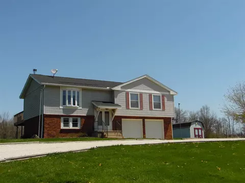 9228 S Jt Ct, Mapleton, IL 61547 photo 2