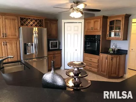 5008 S Diamond Pt, Mapleton, IL 61547 photo 12
