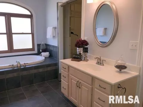 5008 S Diamond Pt, Mapleton, IL 61547 photo 19