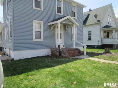 860 E Locust St, Canton, IL 61520 photo 2