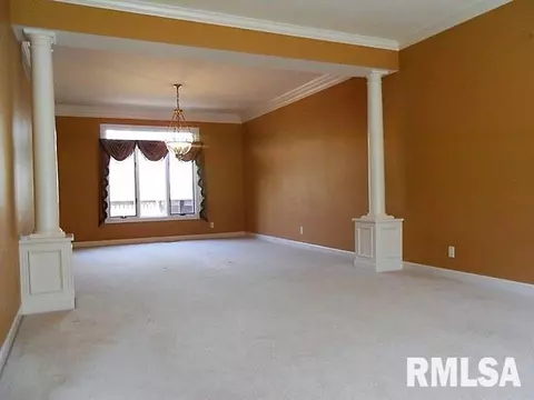 12701 Georgetowne Rd, Dunlap, IL 61525 photo 5