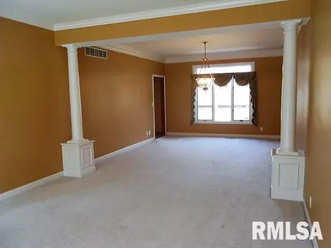 12701 Georgetowne Rd, Dunlap, IL 61525 photo 6