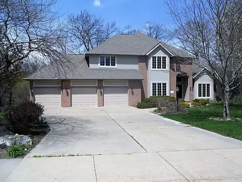 12701 Georgetowne Rd, Dunlap, IL 61525 photo 2