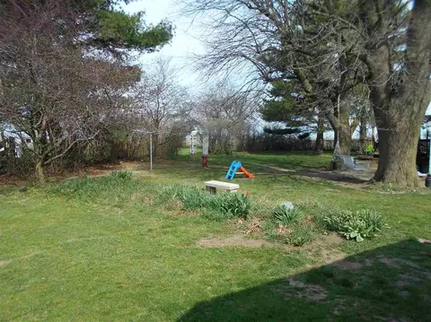 1030 Emily Rd, Sciota, IL 61475 photo 18