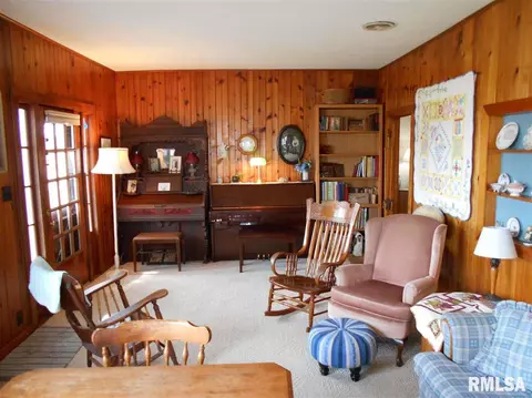 1030 Emily Rd, Sciota, IL 61475 photo 3