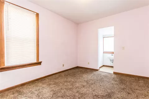 209 E Thrush Ave, Peoria, IL 61603 photo 21