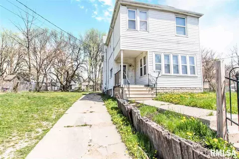 209 E Thrush Ave, Peoria, IL 61603 photo 3