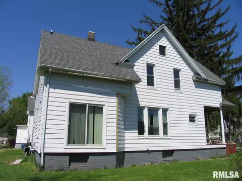 205 Silver St, Bradford, IL 61421 photo 3
