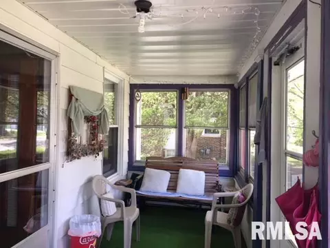 335 W Chase, Macomb, IL 61455 photo 3