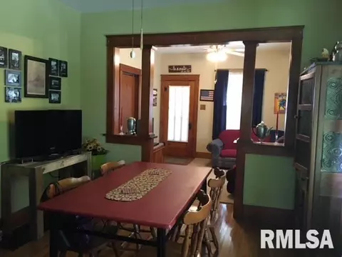 335 W Chase, Macomb, IL 61455 photo 6