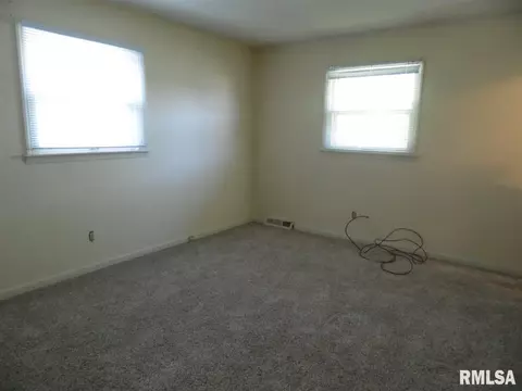 109 Jana Rd, Macomb, IL 61455 photo 20