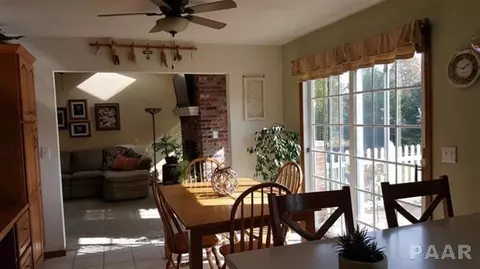 15753 E Pawnee St, Cuba, IL 61427 photo 8