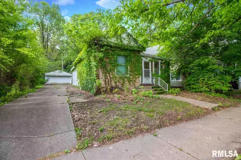 412 E Thrush Ave, Peoria, IL 61603 photo 2